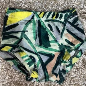 High-waisted bummies